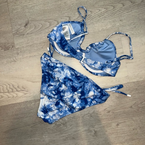 Sanctuary bikini never worn - Picture 4 of 4